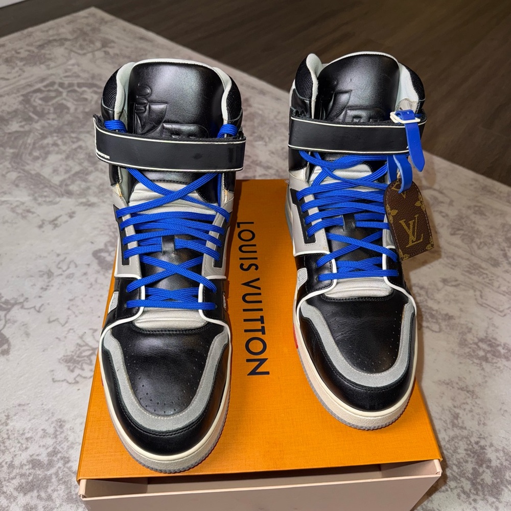 Louis Vuitton VIRGIL ALBOH (RARE) 1st Sneaker - Picture 16 of 16